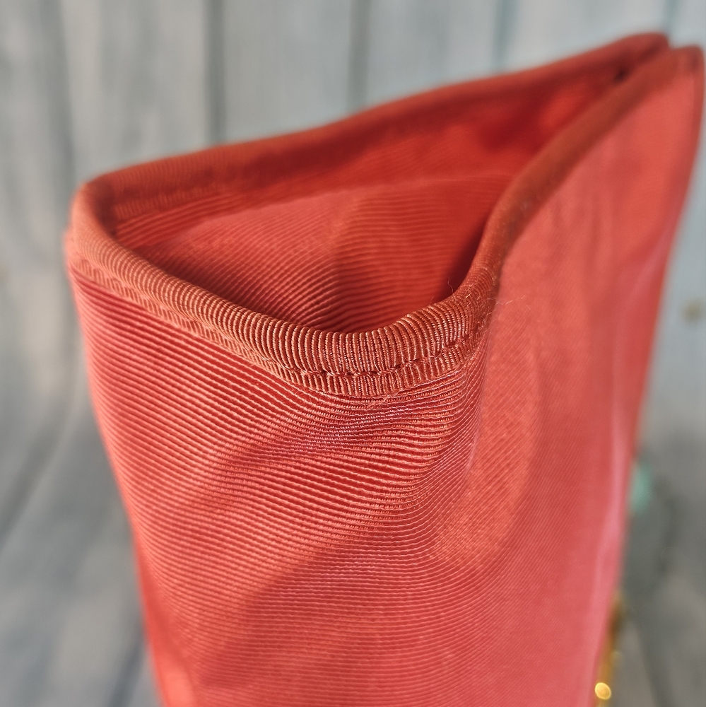 π₯Valentino Garavani Clutch/Zippered Vintage Canvas Coral Red Bagπ₯ - Picture 9 of 15